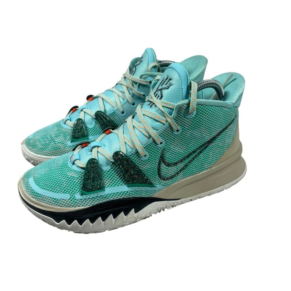 Nike Kyrie 7 Copa